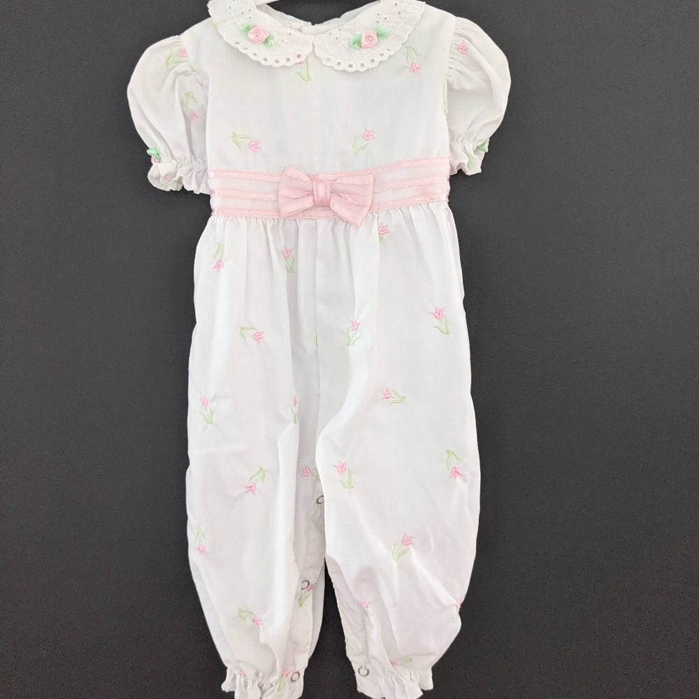 Vintage white one piece jumpsuit floral embroidery